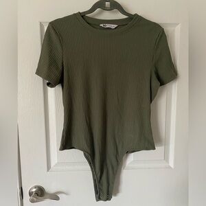 LIKE NEW - SO Green Ribbed T-shirt Bodysuit Size XXL